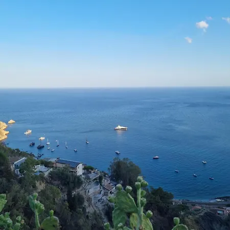 Casetta Di Nonno Paolo Holiday home Giardini Naxos